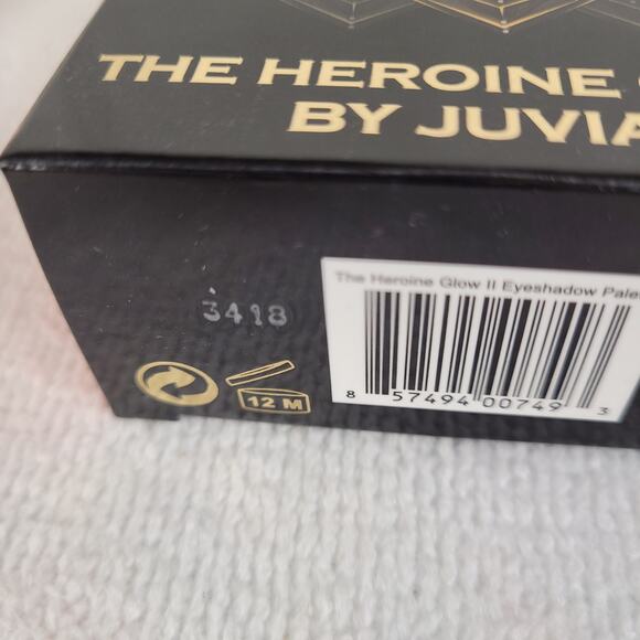 New Juvias Place Its Electric Glass Gloss and The Heroine Glow II highlighter - Picture 6 of 6